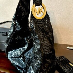 Michael Kors shoulder bag and matching wallet